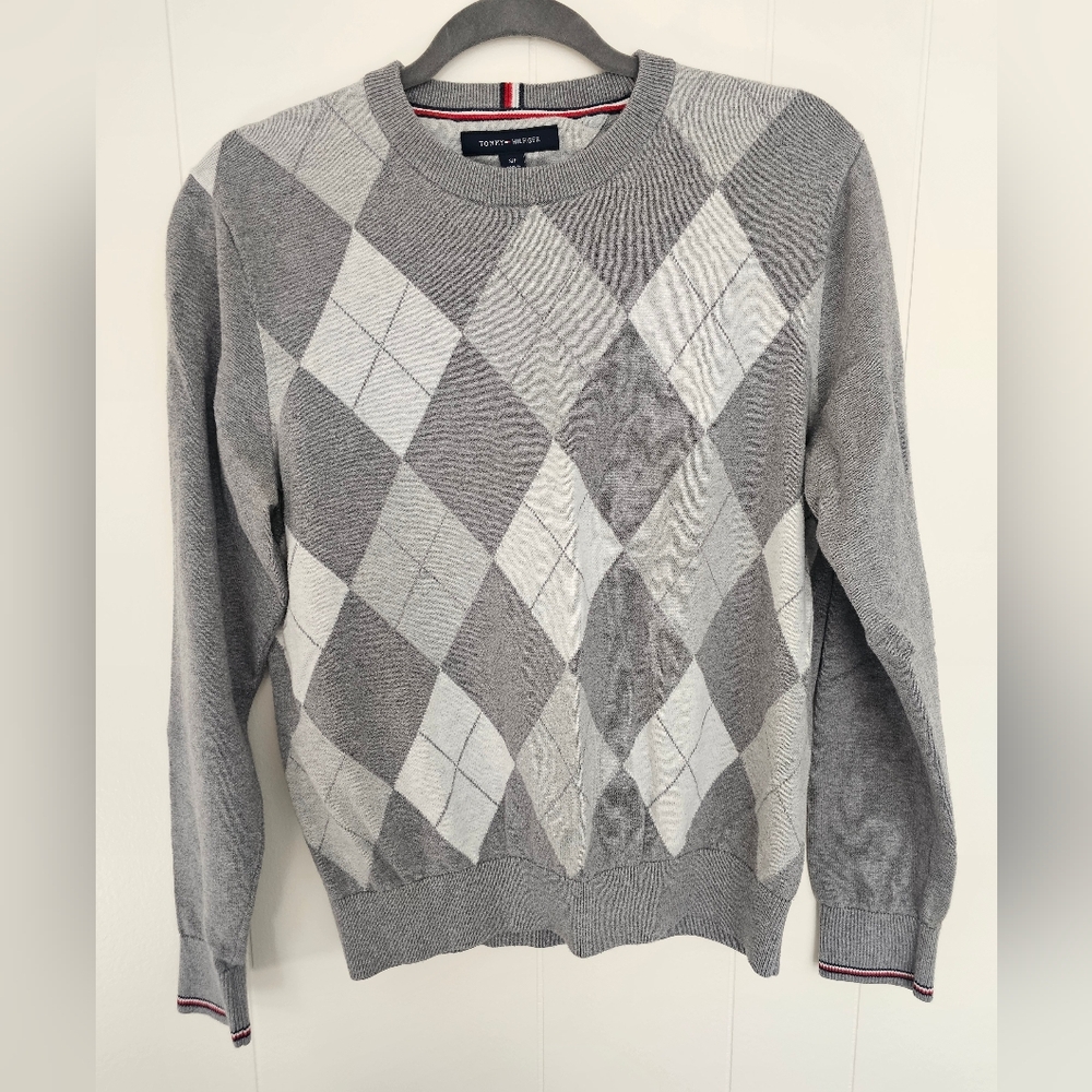 Tommy Hilfiger Gray and White Argyle Crewneck Sweater Size Small